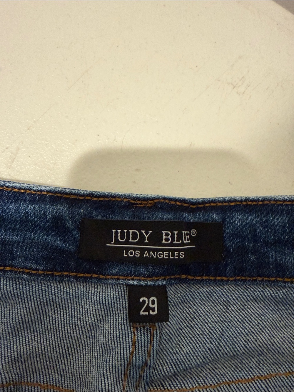 Judy Blue Distressed Denim Shorts Rainbow Sunburst Embroidery 3” Inseam 29 waist - Picture 10 of 16